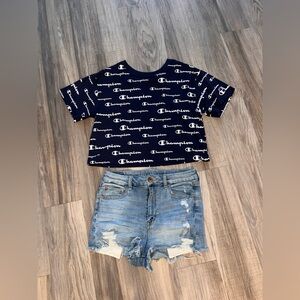 American Eagle shorts and champion tee